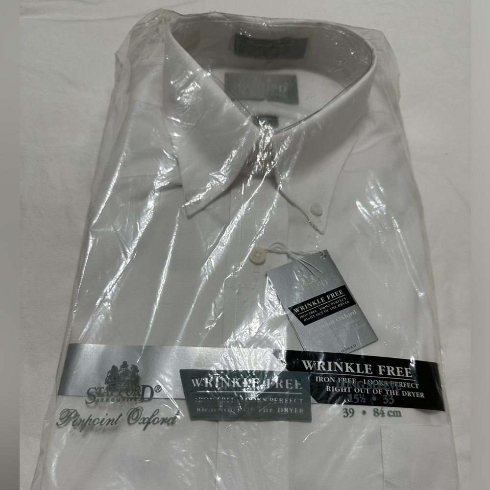 NWT Stafford executive wrinkle free pinpoint white Oxford 15 1/2 X 33